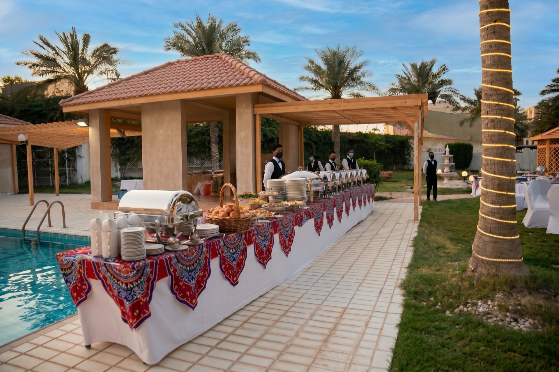 gsb sector hospitality retail 2026